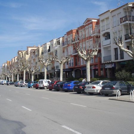 Apartamento Renovado, Luminoso, A 300M De La Playa Apartman Empuriabrava Kültér fotó